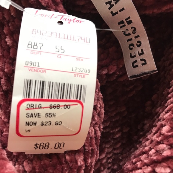 Lord and Taylor sweater - Picture 2 of 5